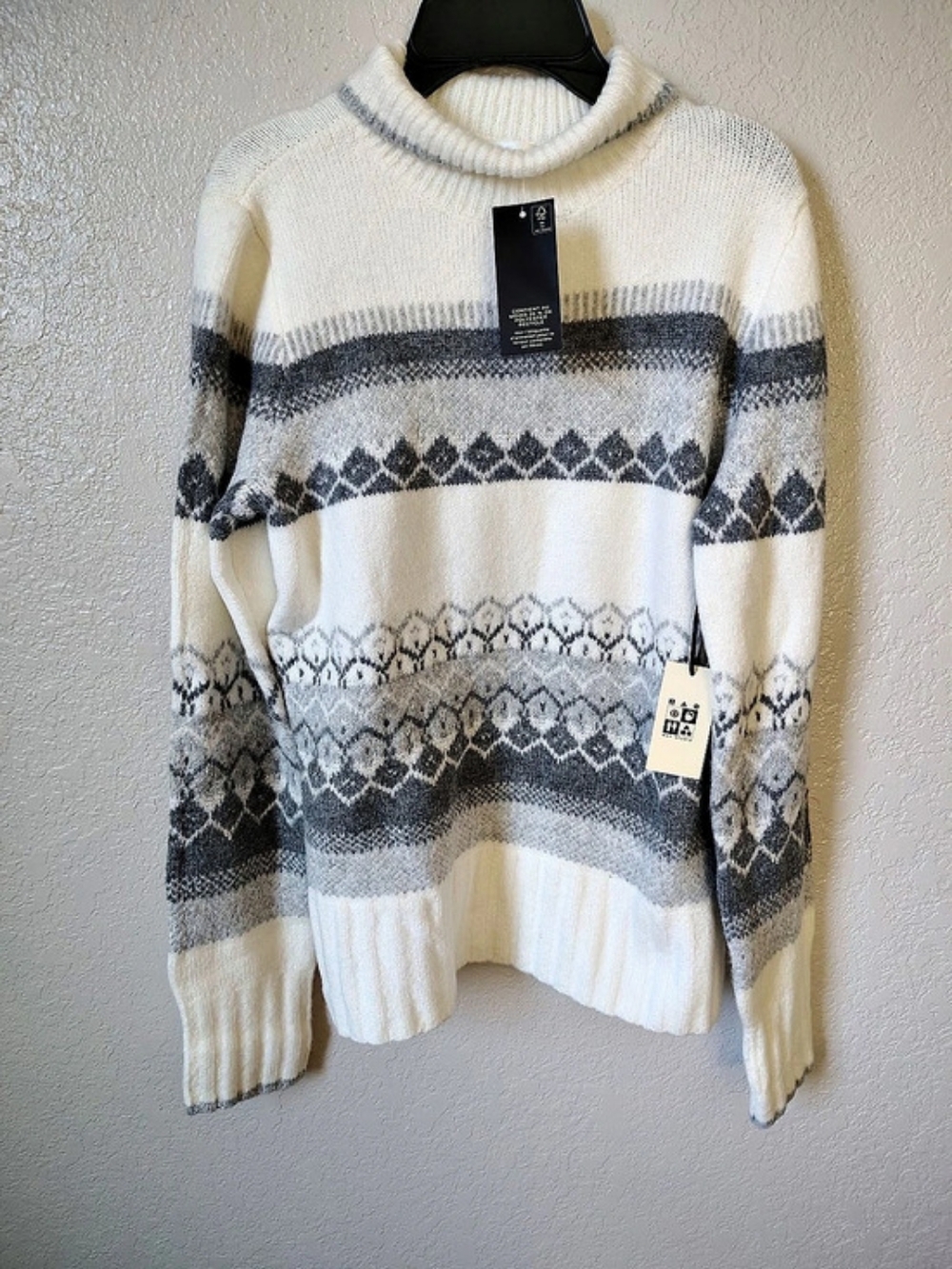 Max Studio Geometric Sweater in White & Gray Size Small NWT